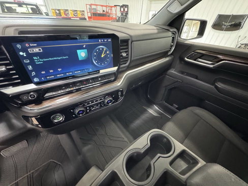 Used 2023 Chevrolet Silverado 1500 LT w/ Protection Package image 3
