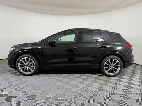 New 2026 Audi Q4 e-tron Premium image 2