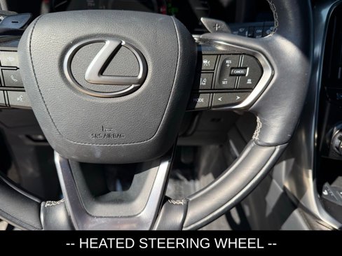 Used 2023 Lexus LX 600 4WD w/ Luxury Package image 11