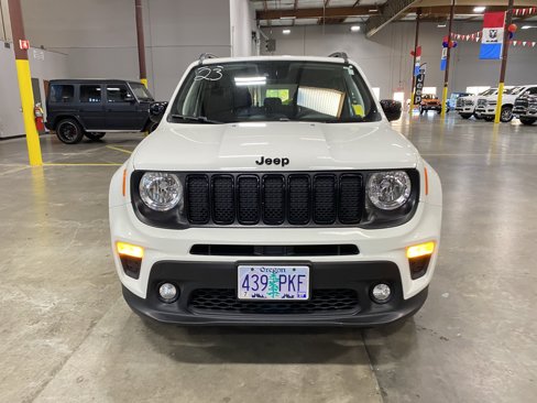 Used 2023 Jeep Renegade Altitude image 8