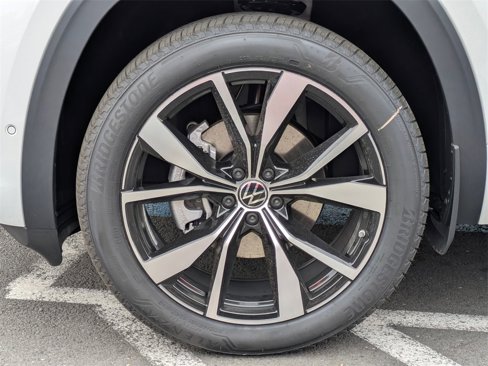 New 2025 Volkswagen Atlas SEL Premium R-Line image 39