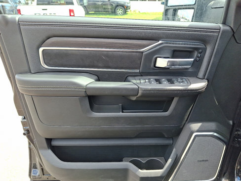 New 2026 RAM 2500 Laramie image 8