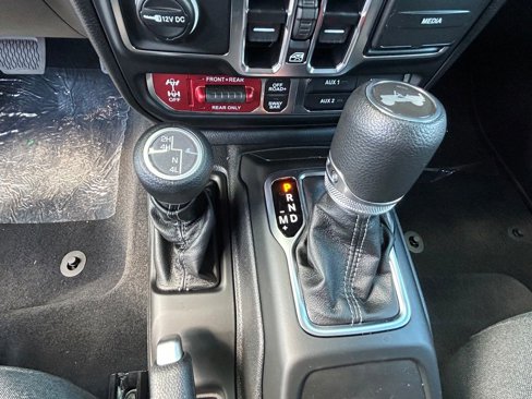 New 2025 Jeep Wrangler Unlimited Rubicon image 48
