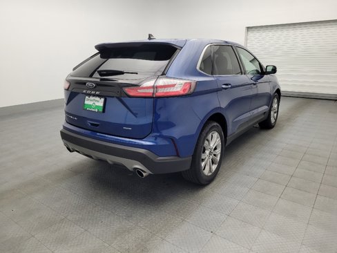 Used 2024 Ford Edge Titanium image 9