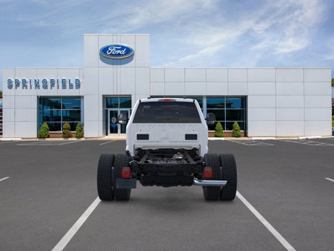 New 2025 Ford F550 4x4 Regular Cab Super Duty w/ XL Chrome Package image 5