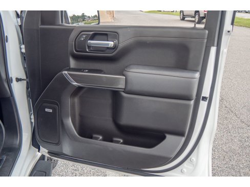 Used 2022 GMC Sierra 1500 AT4 w/ AT4 Premium Package image 9