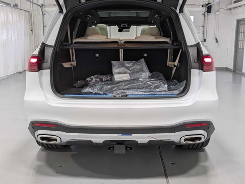 New 2026 Mercedes-Benz GLS 580 4MATIC image 24