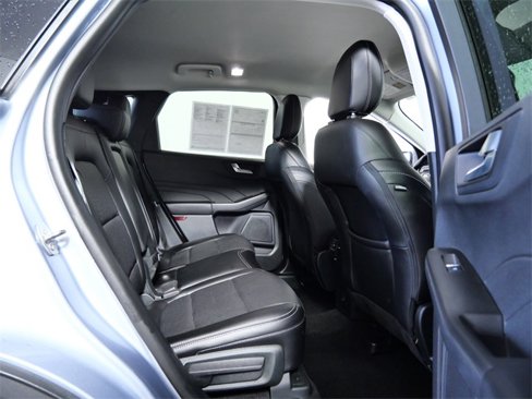 Certified 2022 Ford Escape Titanium image 13