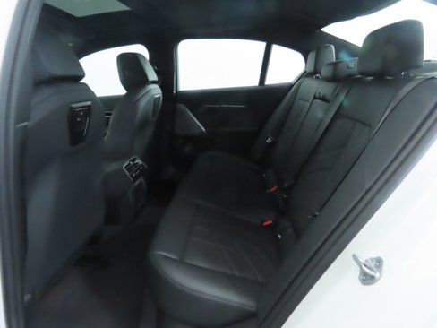 Used 2025 BMW 530i image 23
