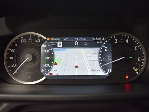 Used 2023 Land Rover Defender 110 X-Dynamic SE image 10