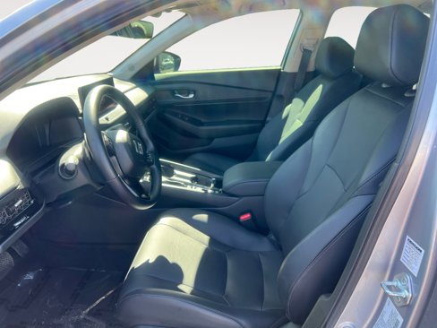 Used 2024 Honda Accord EX-L image 9