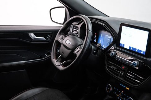 Used 2023 Ford Escape ST-Line image 12