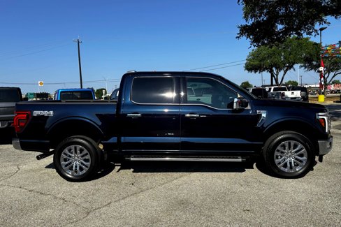 Used 2024 Ford F150 Lariat w/ FX4 Off-Road Package image 5