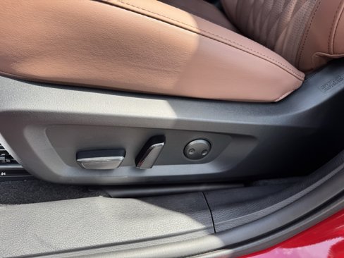 New 2025 Mitsubishi Outlander SEL image 11