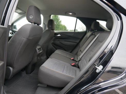 Used 2023 Chevrolet Equinox LT image 12