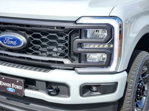 New 2026 Ford F250 XL image 8