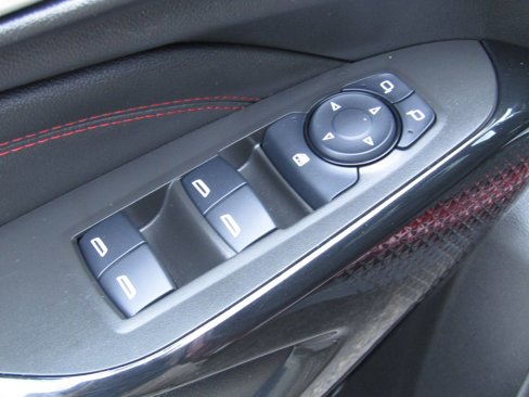Used 2025 Chevrolet Trax RS w/ Driver Confidence Package image 12