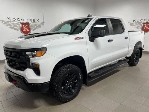 Used 2024 Chevrolet Silverado 1500 Custom Trail Boss image 3