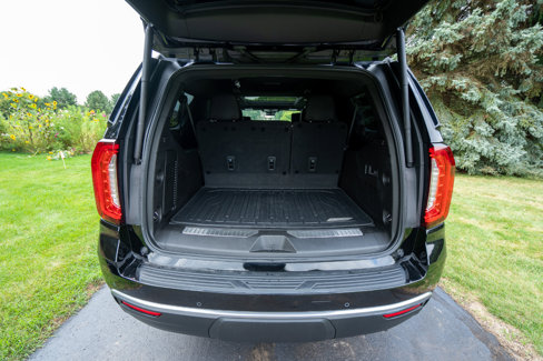 Used 2023 GMC Yukon XL Denali image 38