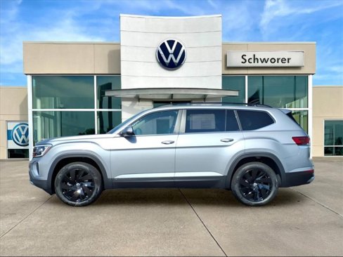 New 2026 Volkswagen Atlas SE image 1