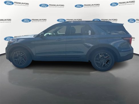 New 2025 Ford Explorer ST image 8