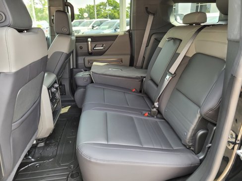 New 2025 GMC Hummer EV 3X image 4