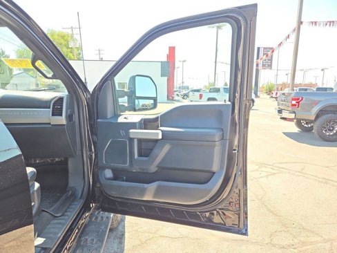 Used 2022 Ford F350 Lariat w/ Tremor Off-Road Package image 36