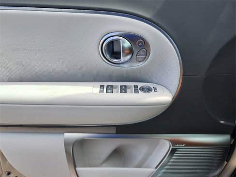 New 2026 Hyundai Ioniq 9 Calligraphy image 13