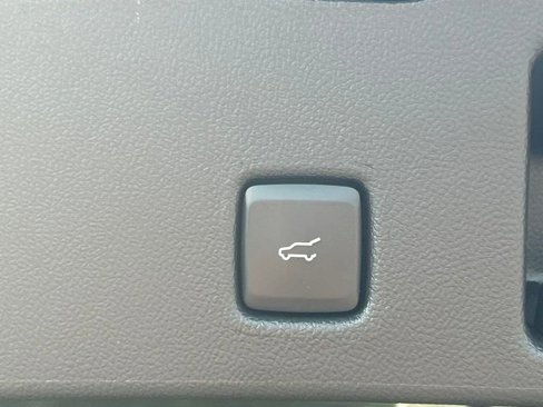 New 2024 Ford Escape SE w/ PHEV Premium Package image 27