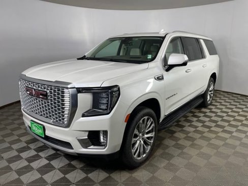 Used 2022 GMC Yukon XL Denali w/ Max Trailering Package image 12