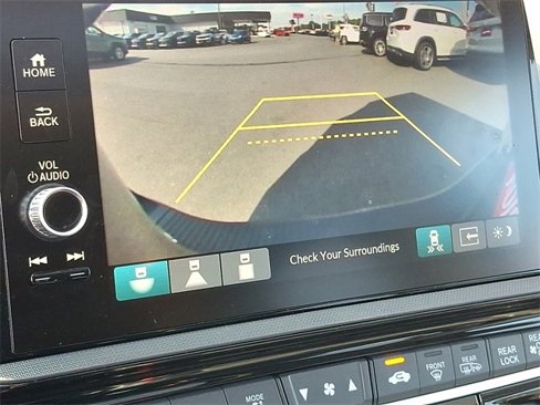 Used 2025 Honda Odyssey Elite image 14