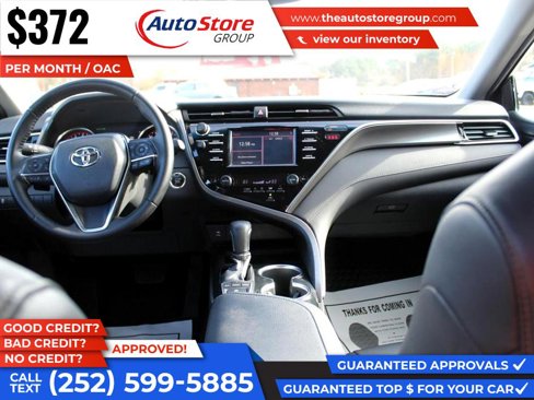 Used 2018 Toyota Camry XSE image 10