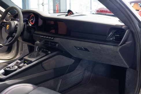 Used 2023 Porsche 911 GT3 image 16