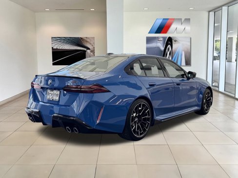 New 2026 BMW M5 w/ Carbon Package image 4