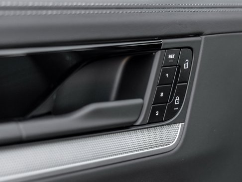 New 2026 Porsche Cayenne Coupe image 21
