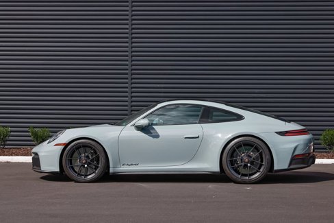 Certified 2025 Porsche 911 Carrera 4 GTS image 2