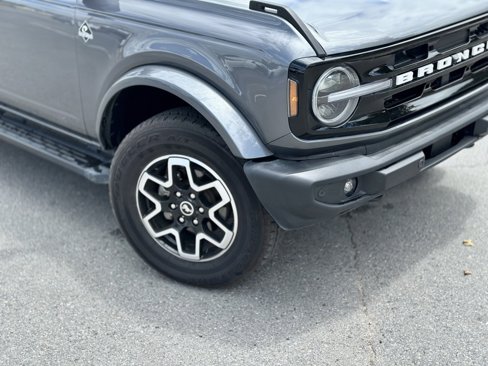 Used 2024 Ford Bronco Outer Banks image 10