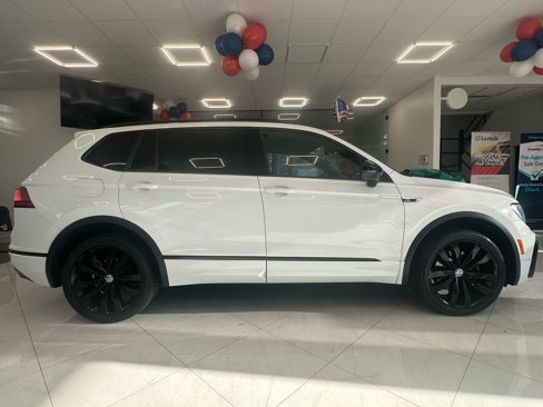 Used 2021 Volkswagen Tiguan SE R-Line image 5