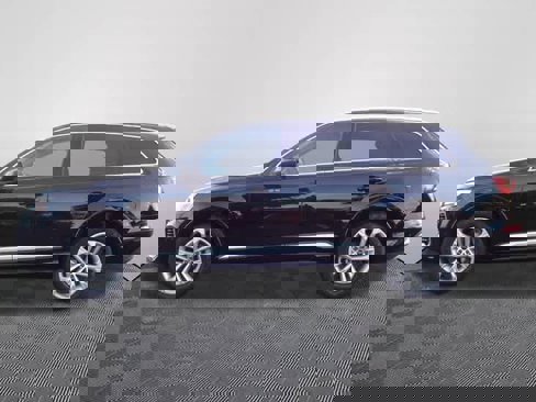 Used 2025 Audi Q7 3.0T Premium Plus image 2