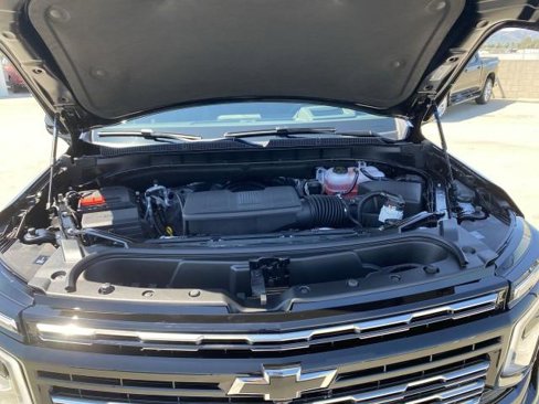 New 2026 Chevrolet Suburban High Country w/ LPO, Get Active Package image 31