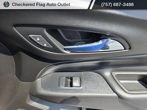 Used 2018 Chevrolet Equinox LT image 42