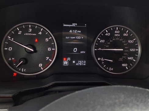 Certified 2025 Subaru Outback Premium image 11