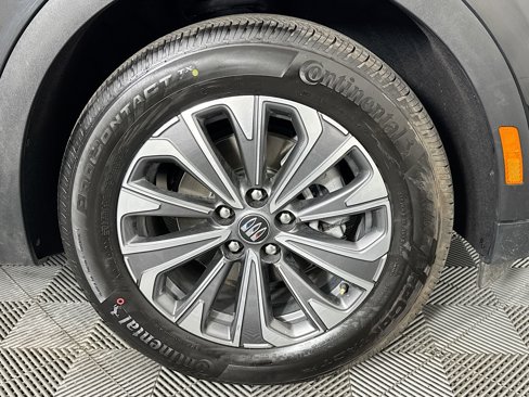 Used 2025 Buick Envision Preferred image 30
