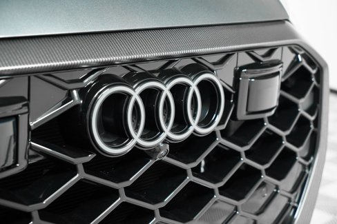 New 2025 Audi RS Q8 performance image 15