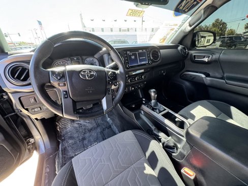 Used 2021 Toyota Tacoma TRD Sport image 18