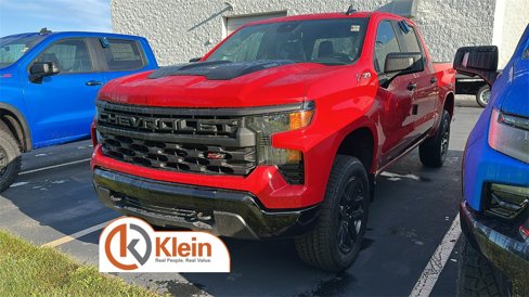 New 2026 Chevrolet Silverado 1500 Custom Trail Boss w/ Turbomax Blackout Package image 1