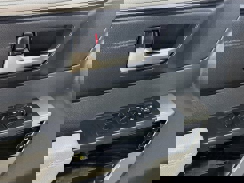 Used 2024 Toyota Tundra Limited image 19