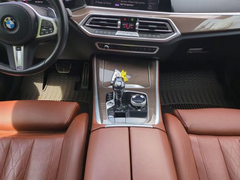 Used 2023 BMW X5 M50i w/ Executive Package image 18