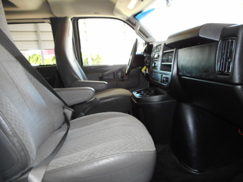 Used 2016 Chevrolet Express 3500 LT w/ LT Preferred Equipment Group image 29
