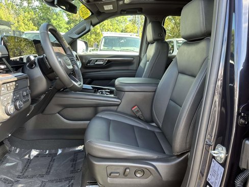 Certified 2025 Chevrolet Suburban Z71 w/ Comfort Package image 20